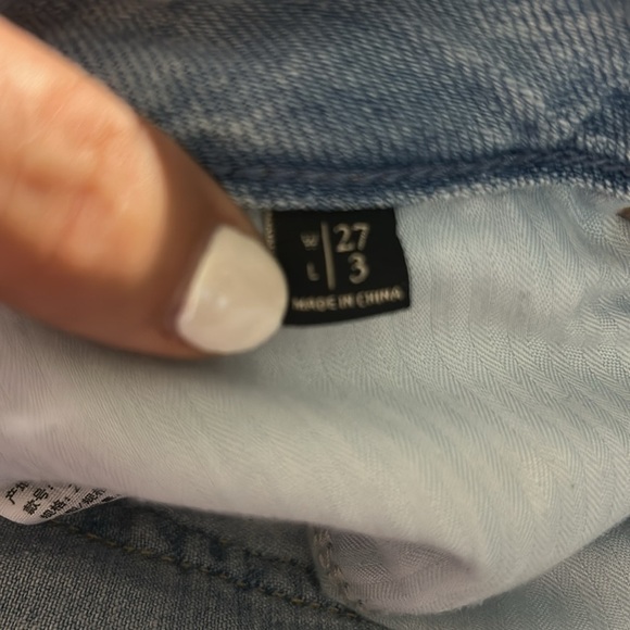 Abercrombie & Fitch Light Blue Distressed Denim Shorts - Picture 3 of 5